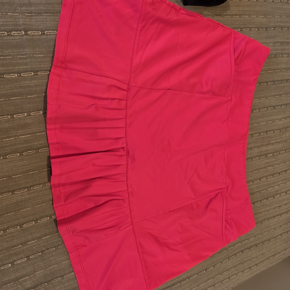Tail Red Skort - Picture 2 of 7